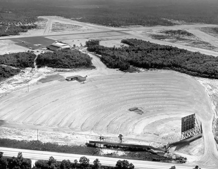 ӿи fly-in drive-in theater ӰԺȫò1949 