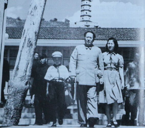 Ƭ1953꣬ë󶫺ŮګڱȪɽɢ