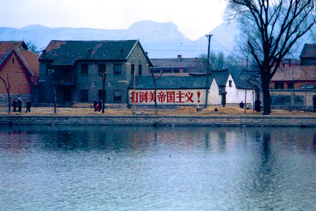 1972꣬