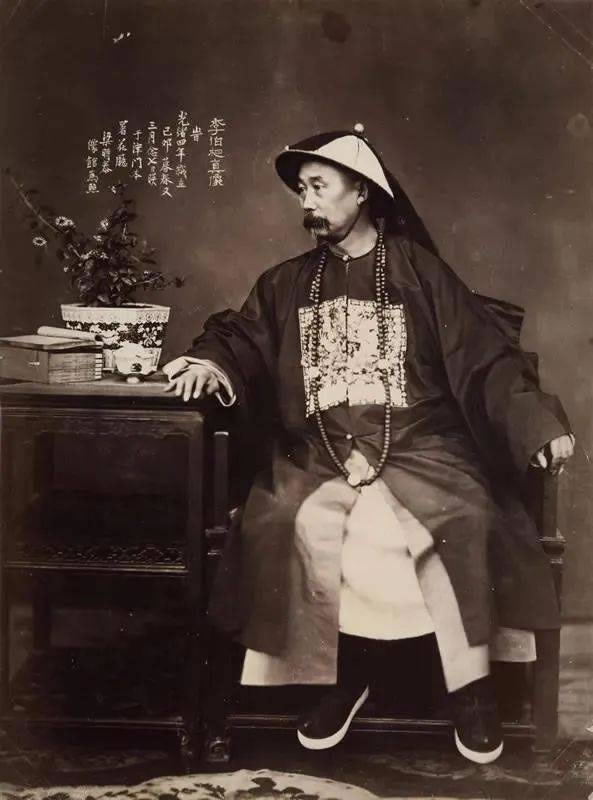 1875꣬