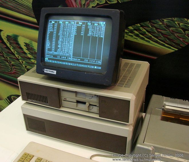 1986꣬IBM PCĵEC-1840ԡ