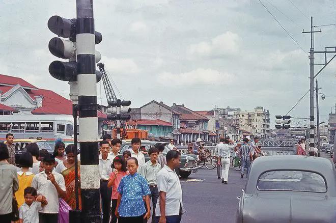 1966꣬¼SerangoonֵĽͷлҲӡˡ