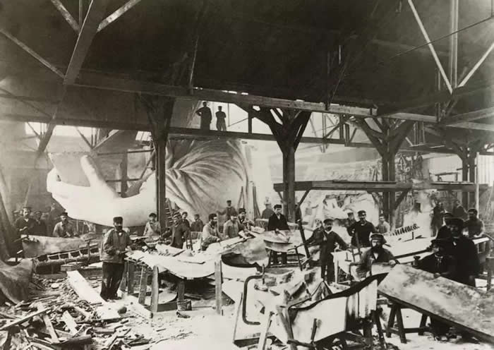 裬Ů賵һƳConstruction of the Statue of LibertyWorkshop ViewParisԼ1880꣬ӡ๤գءѶ